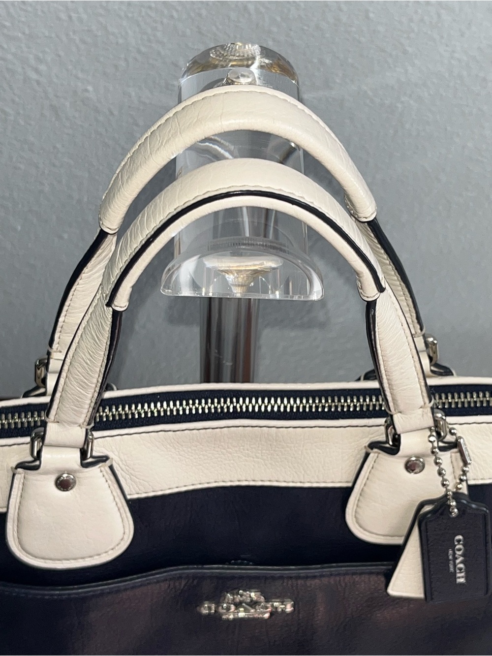 Coach Mickie Spectator Leather Satchel Tote in Chalk/Navy F37679 EUC - Picture 6 of 13